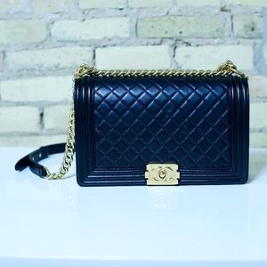 AUTHENTIC - CHANEL Boy Bag "Old Medium"